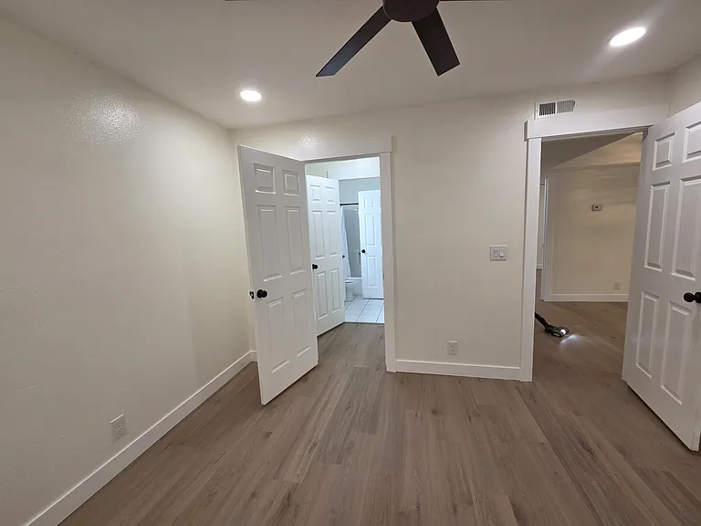 1281 E Shadow Ridge Dr #10T — Photo 18