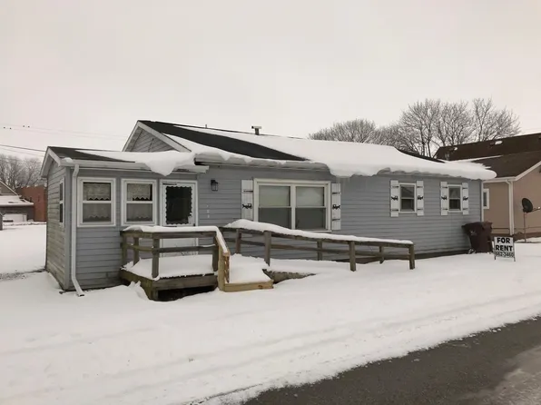 206 N Greenberry St, Sweetser, IN 46987