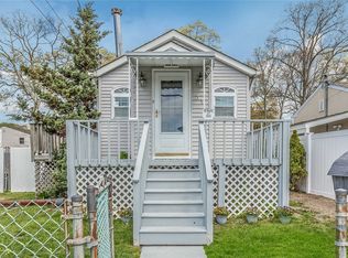 31 Vince Rd, West Babylon, NY 11704