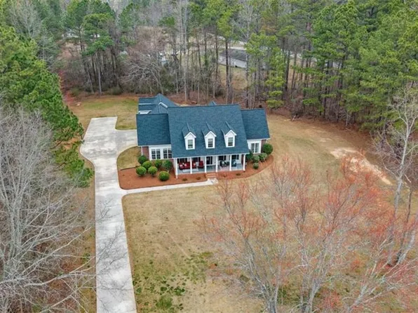 101 Southbend Dr, Carrollton, GA 30116