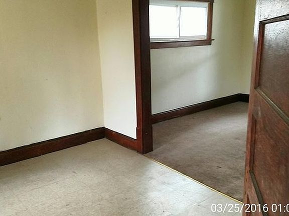 5th image of 161 Myers Ave
