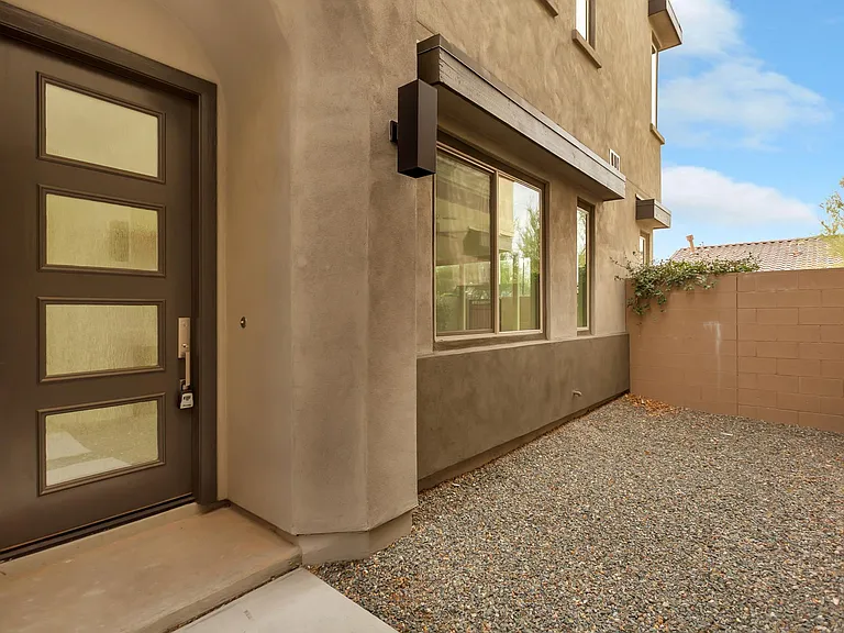 Private front entrance.