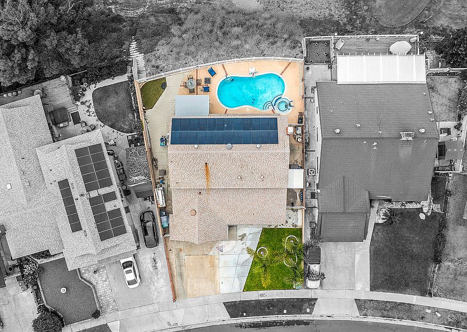 1st image of 414 Mariposa Dr
