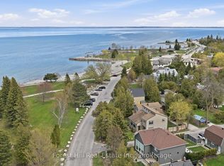 81 Saint Lawrence St, Collingwood, ON L9Y 4Y3