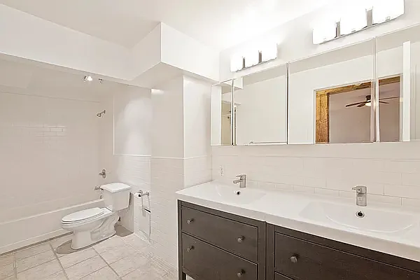 Rented by REAL New York | media 23