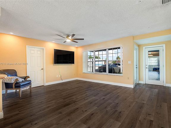 4th image of 8590 NW 20th Ct