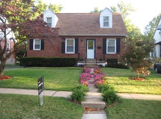 8611 Graceland Ave, Saint Louis, MO 63114