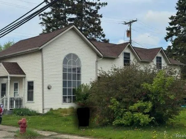 4477 Bellamy St, Clifford, MI 48727