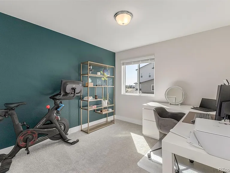 2563 W 69th Pl — Photo 22