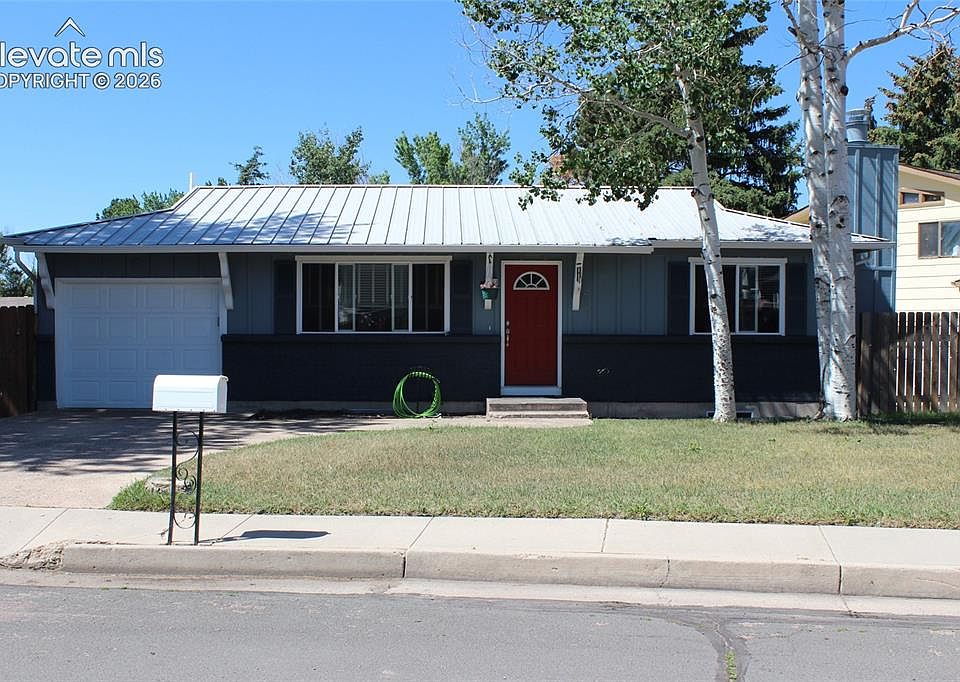 1st image of 3841 Fetlock Cir