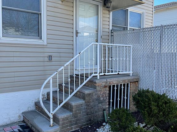 2nd image of 260 Alverson Ave #B