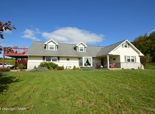 2415 W Stage Coach Rd, Palmerton, PA 18071