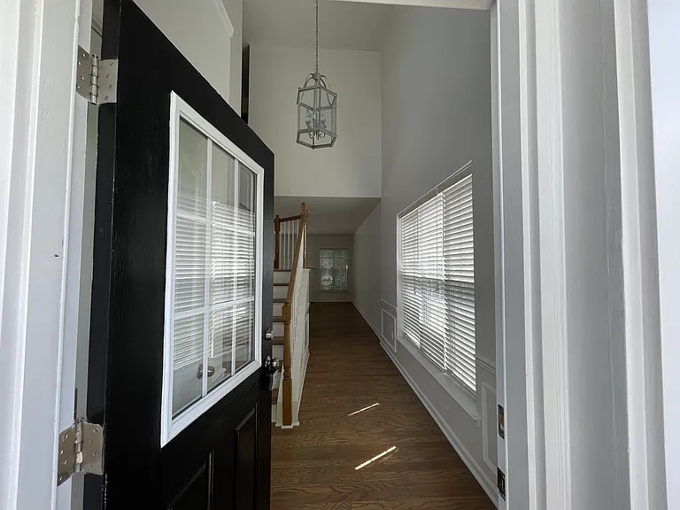 9033 McAlwaine Preserve Ave — Photo 3