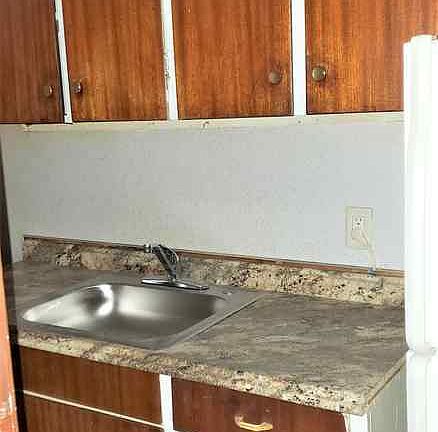 5th image of 211 N Washington St #16