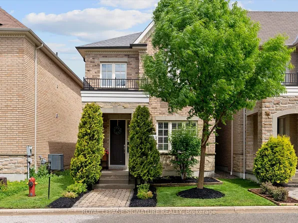 6 Mayapple Ln, Richmond Hill, ON L4E 1B8