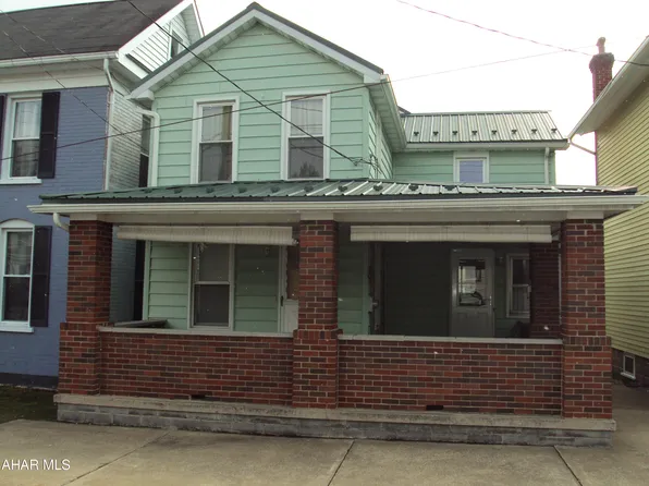 2108 Columbia Ave, Tyrone, PA 16686