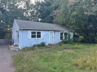 49 Brett Ln, Enfield, CT 06082