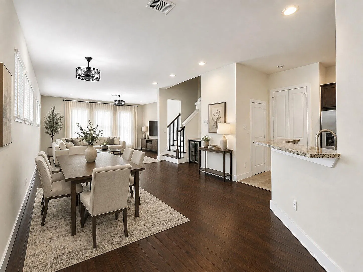 3 bed, 2.5 bath, 2356 sqft, $2,900 — Photo 4