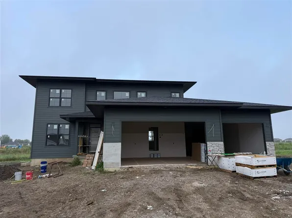 85 S Seven Oaks Rd, Northliberty, IA 52317