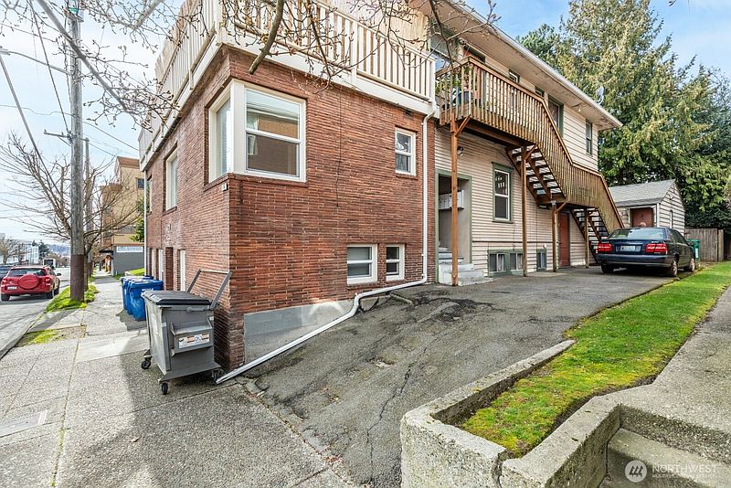 4th image of 7329 15th Avenue NW