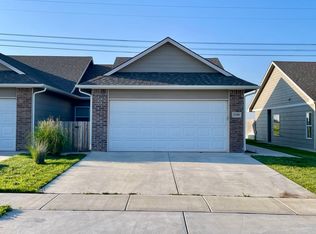 12106 W 33rd St N, Wichita, KS 67223