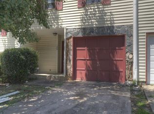 1406 Pine Tree Trl, College Park, GA 30349