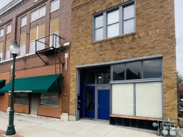 328 E State St #1, Jacksonville, IL 62650