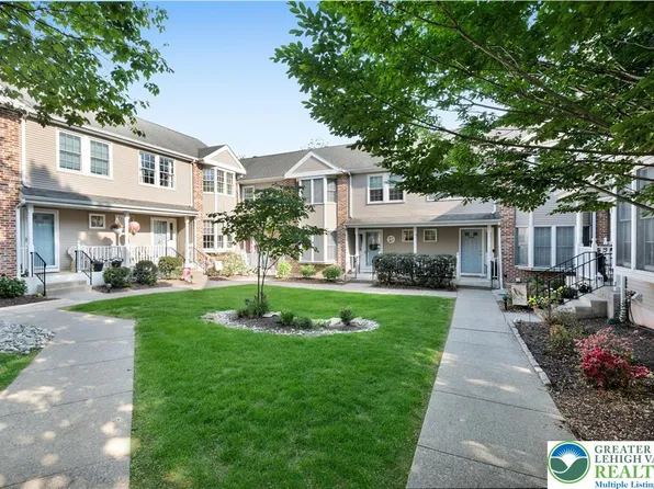 3447 Park Pl, Bethlehem, PA 18017