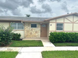 2852 Crosley Dr W APT E, West Palm Beach, FL 33415