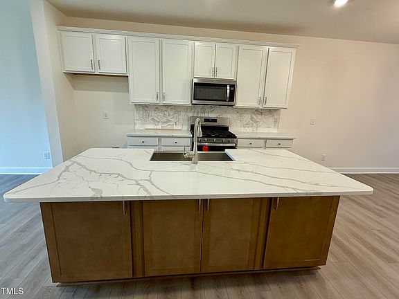 5th image of 494 Traditions Grande Blvd #25