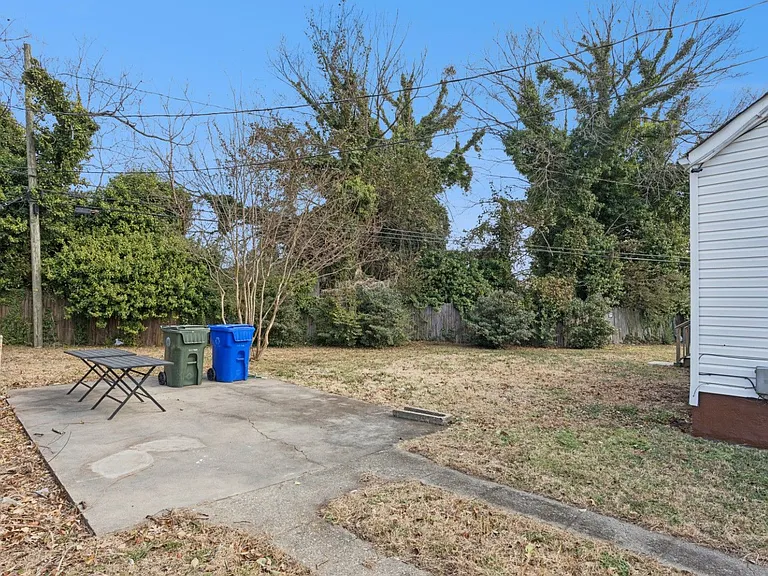1152 Orcutt Ave — Photo 3