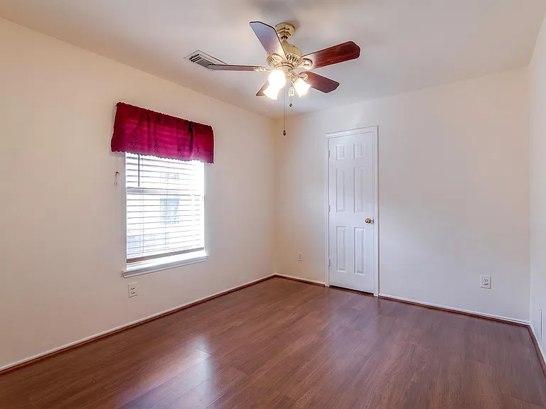 18231 Afton Hollow Ln — Photo 24