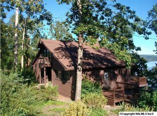 3095 Preston Island Cir, Scottsboro, AL 35769