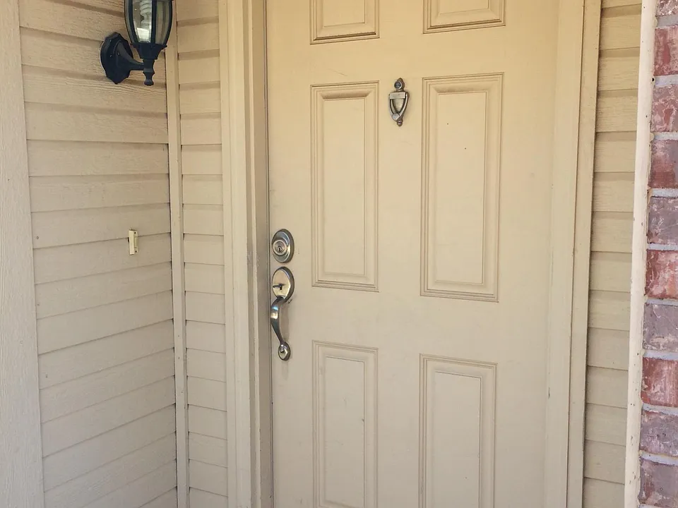 837 Beaumont Sq