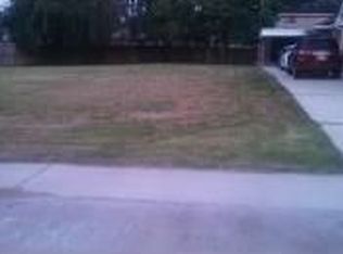 5881 Sylvia Dr, New Orleans, LA 70124