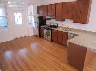 3919 N Greenview Ave APT 3R, Chicago, IL 60613