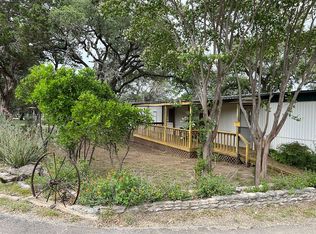 57 E Leinweber Dr, Leakey, TX 78873