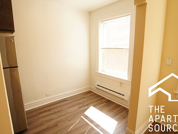 4th image of 2936 W Palmer St #306