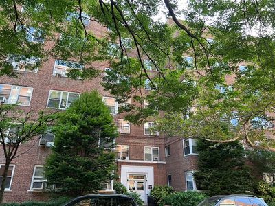 7136 110th St APT 4A, Flushing, NY, 11375
