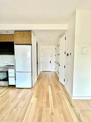 Rented by Artur Gutman, LREB | media 38