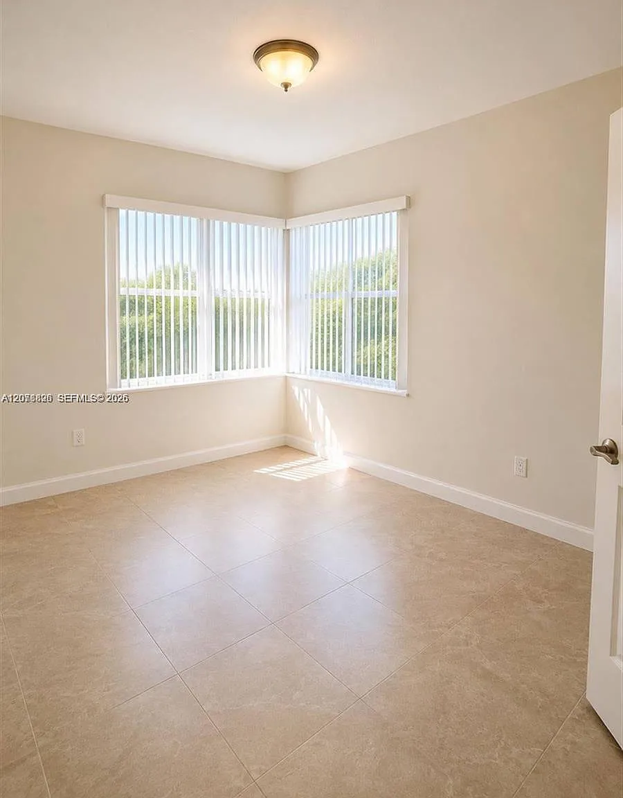 Trail Terrace Rev — Photo 4