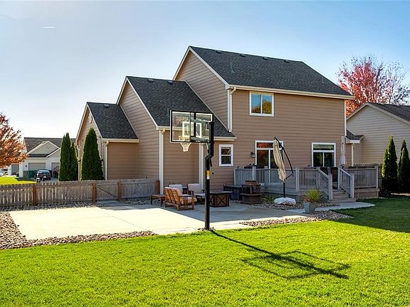 4th image of 3104 SW Sunnybrooke Ct