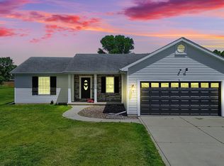 303 Ironwood St NW, Demotte, IN 46310