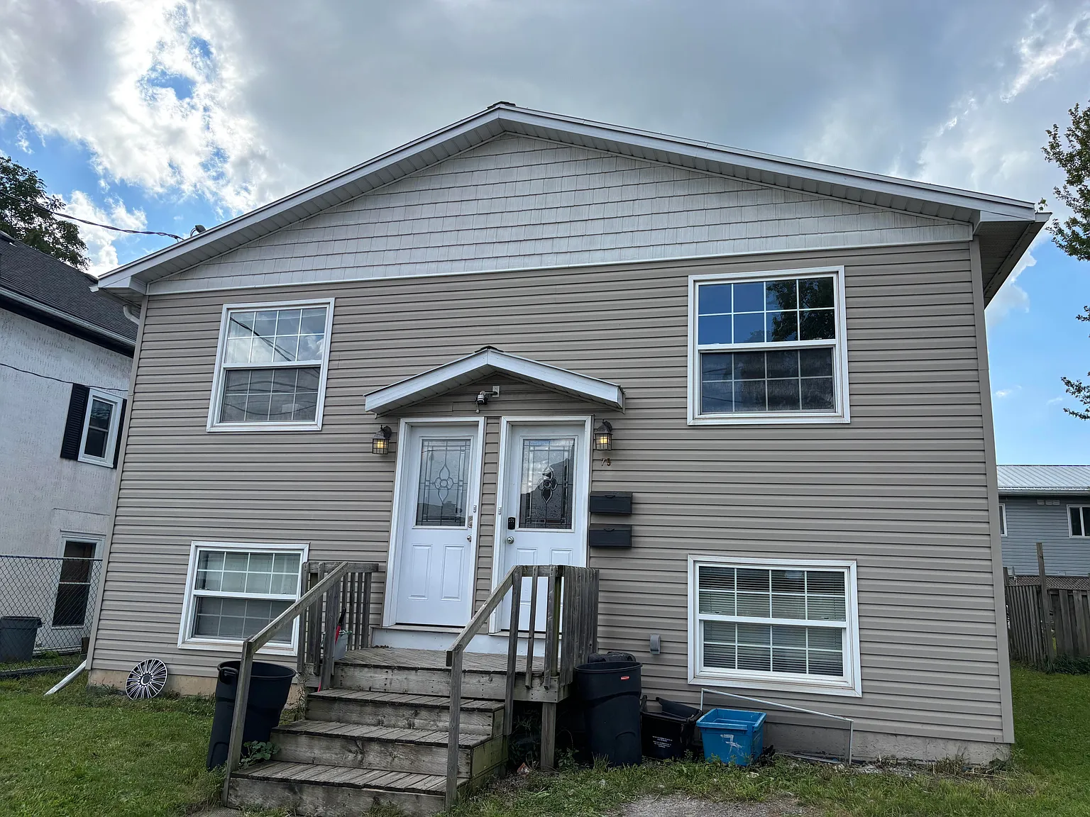 75 Pine Street South, Rooms for Rent - Upper Unit, Thorold — Photo 1