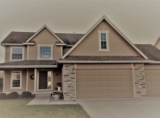 805 NW 22nd St, Ankeny, IA 50023