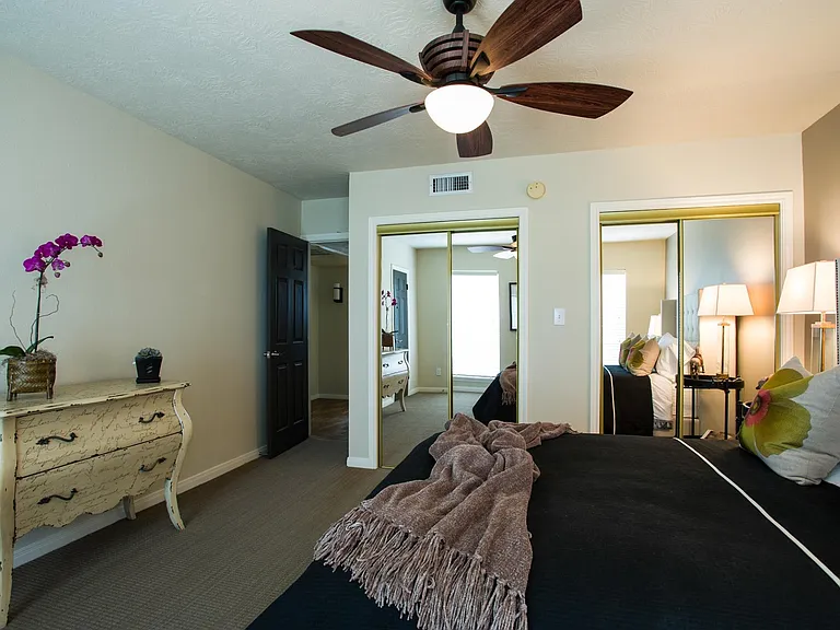 Large Master townhome bedroom, Includes Two closets and Ceil