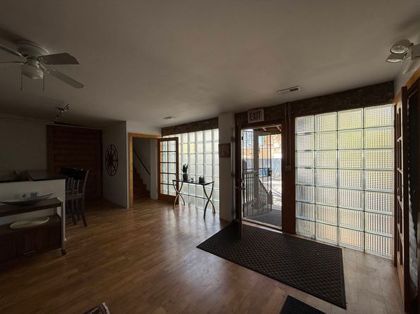 319 N Western Ave