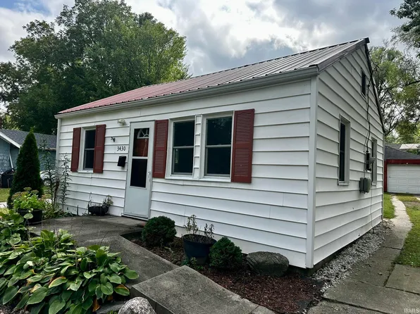 3430 Harvester Ave, Fort Wayne, IN 46803