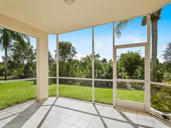 1308 Mainsail Dr Unit 915, Naples, FL 34114