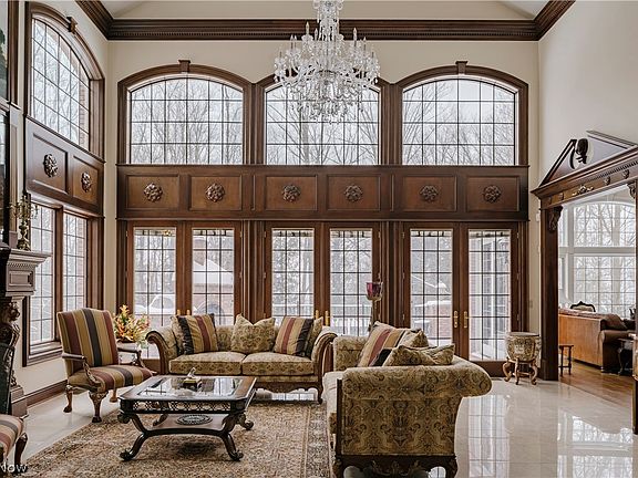 5th image of 2140 County Line Rd